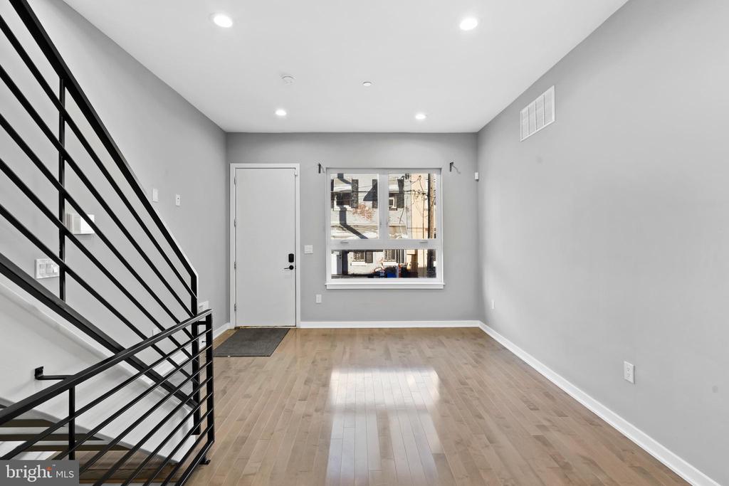 516 PIERCE STREET