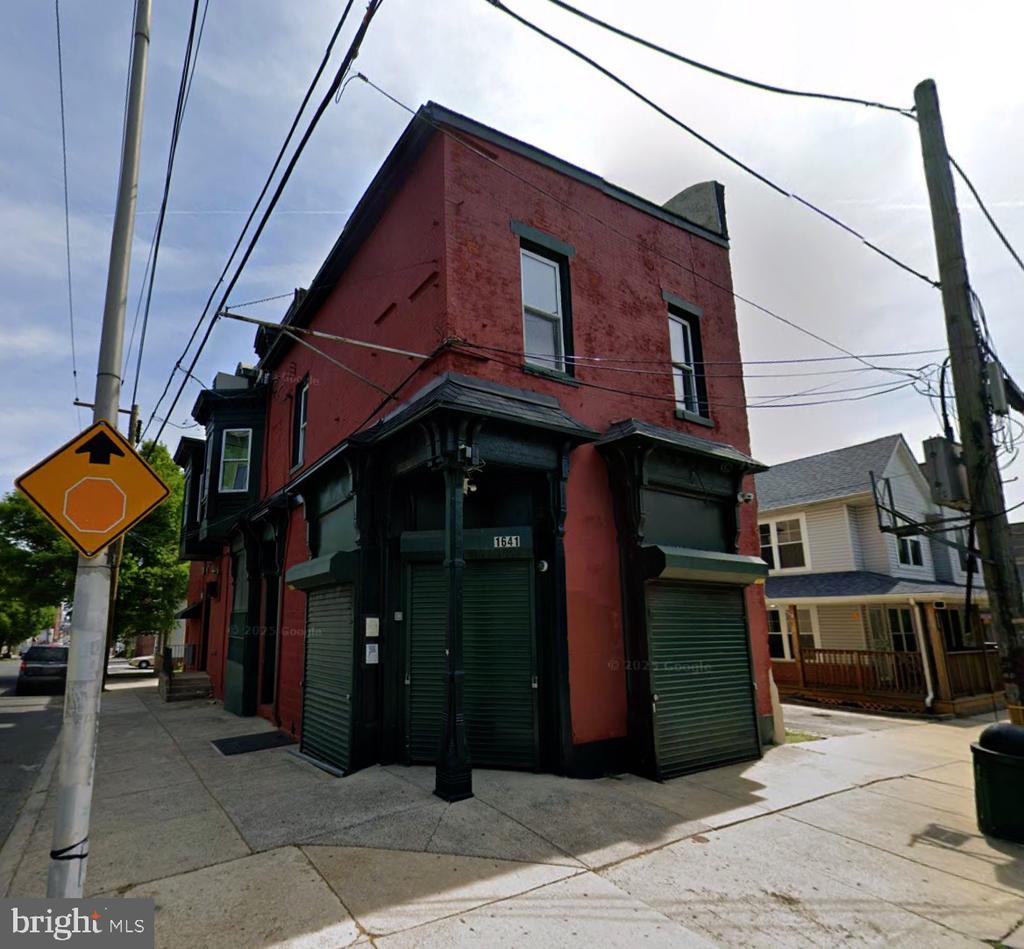 1641 N FRANKLIN STREET