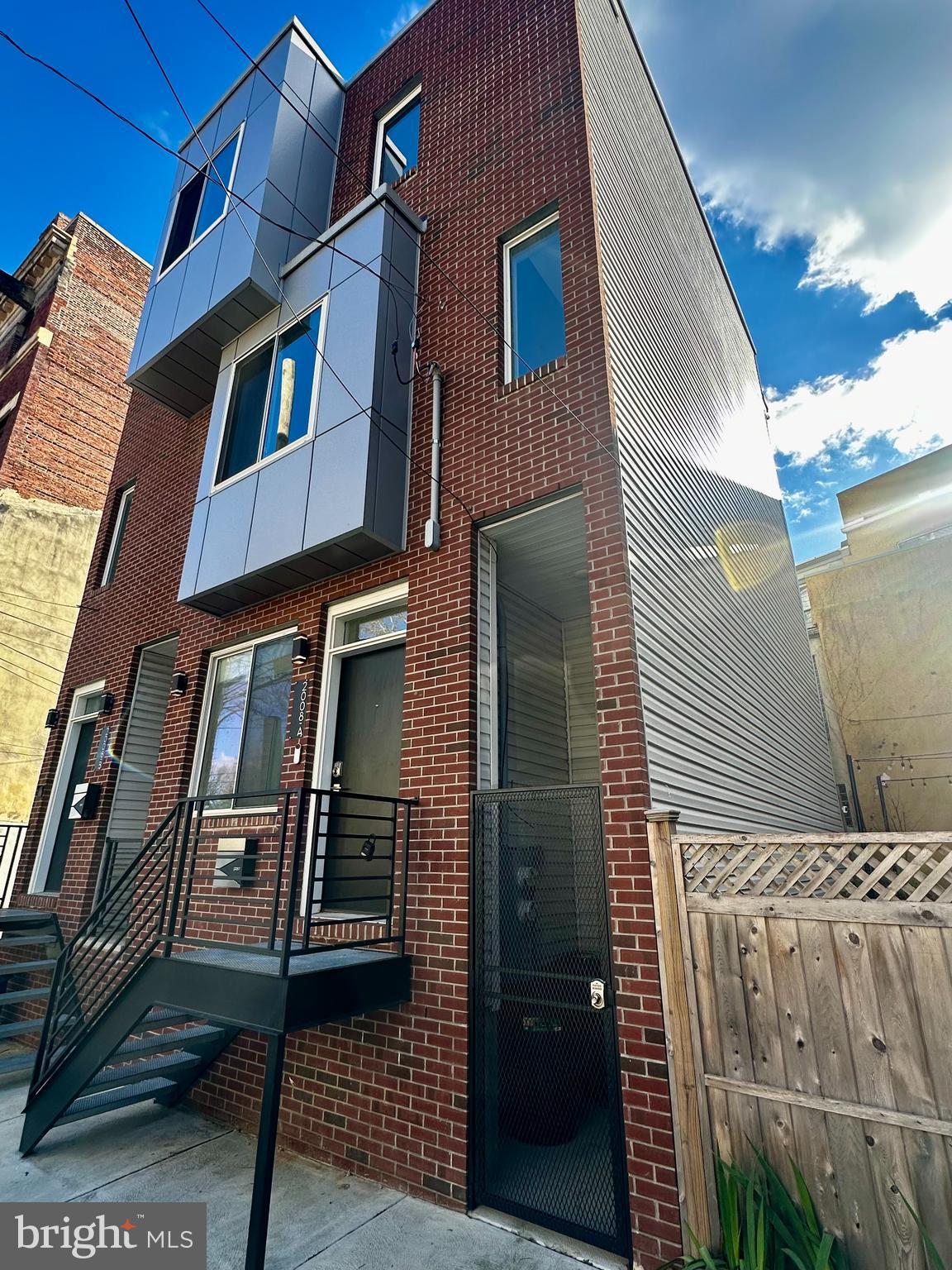 2008 S COLLEGE AVENUE A