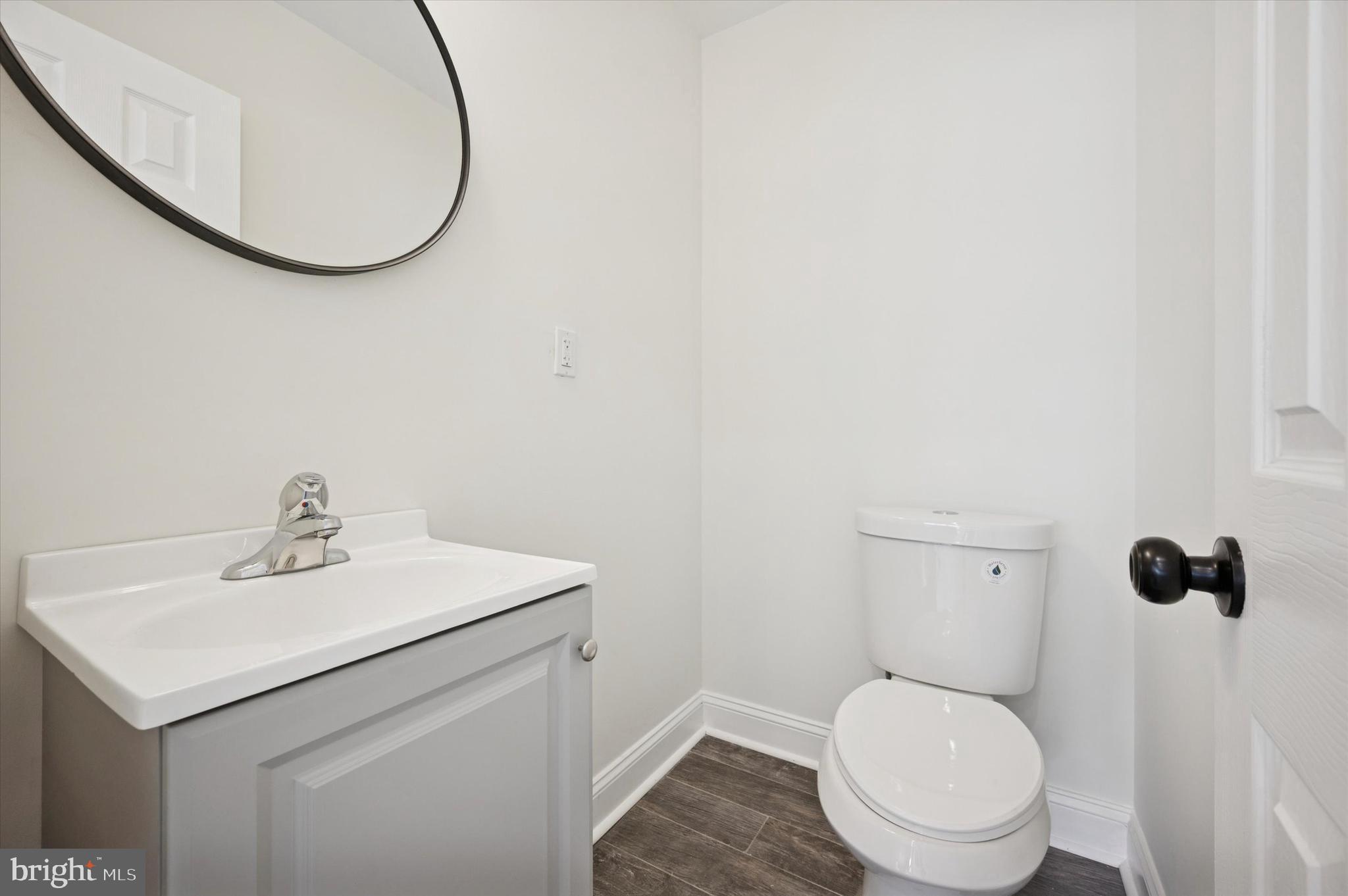 5232 ARLINGTON STREET