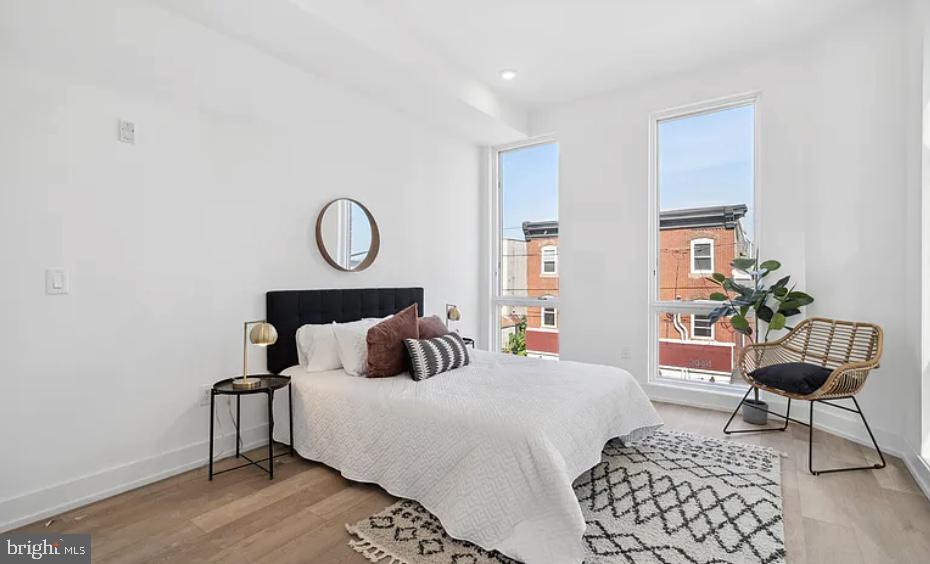 337 3037 RICHMOND STREET 401