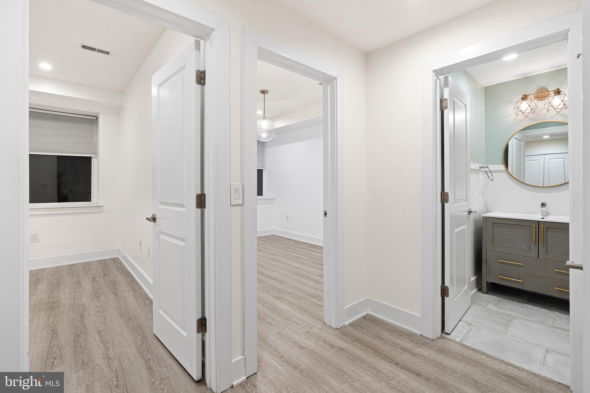 1649 E EYRE STREET 5