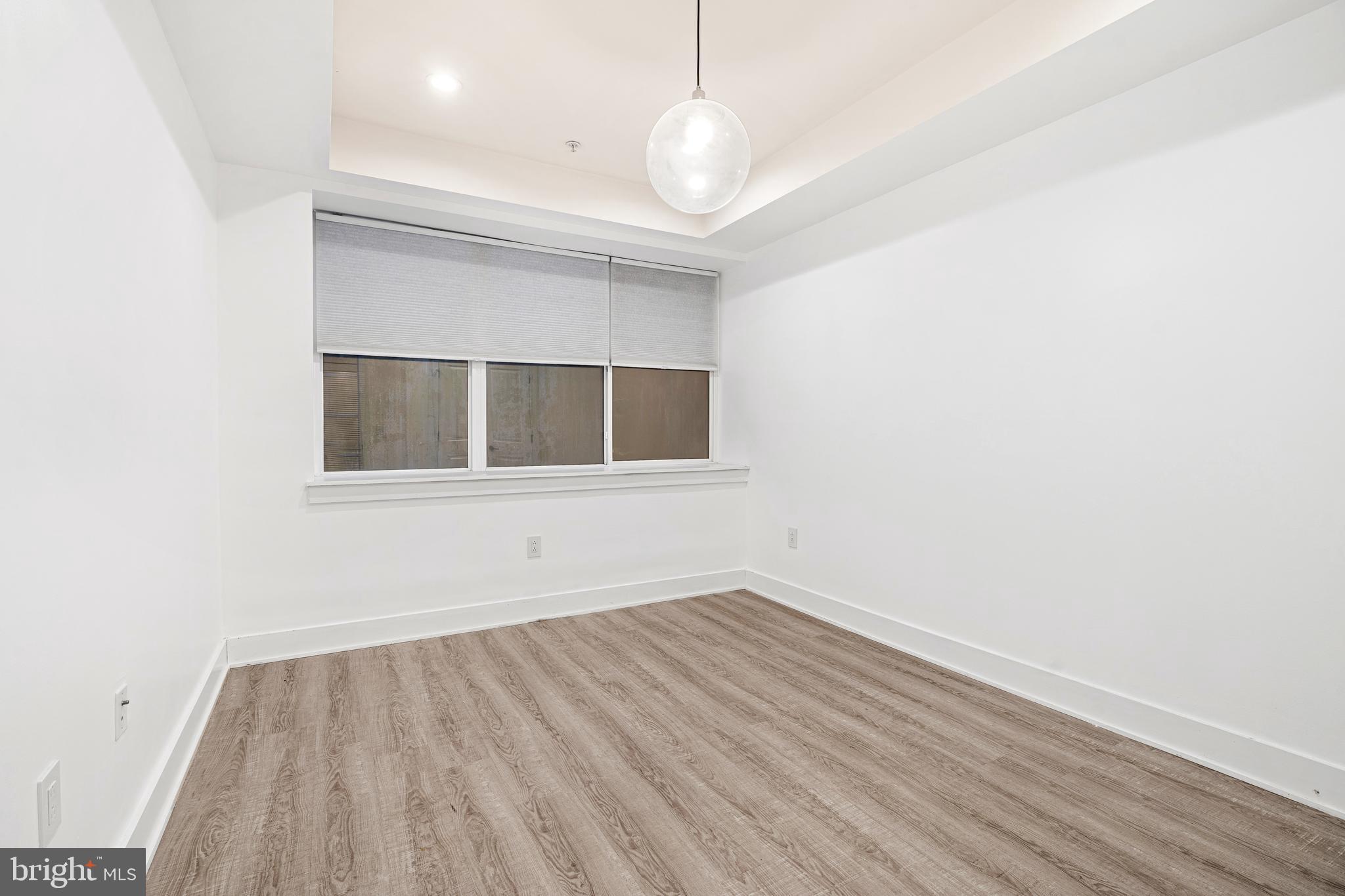 1649 E EYRE STREET 5