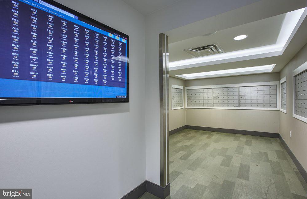 1616 WALNUT STREET 2B-1110