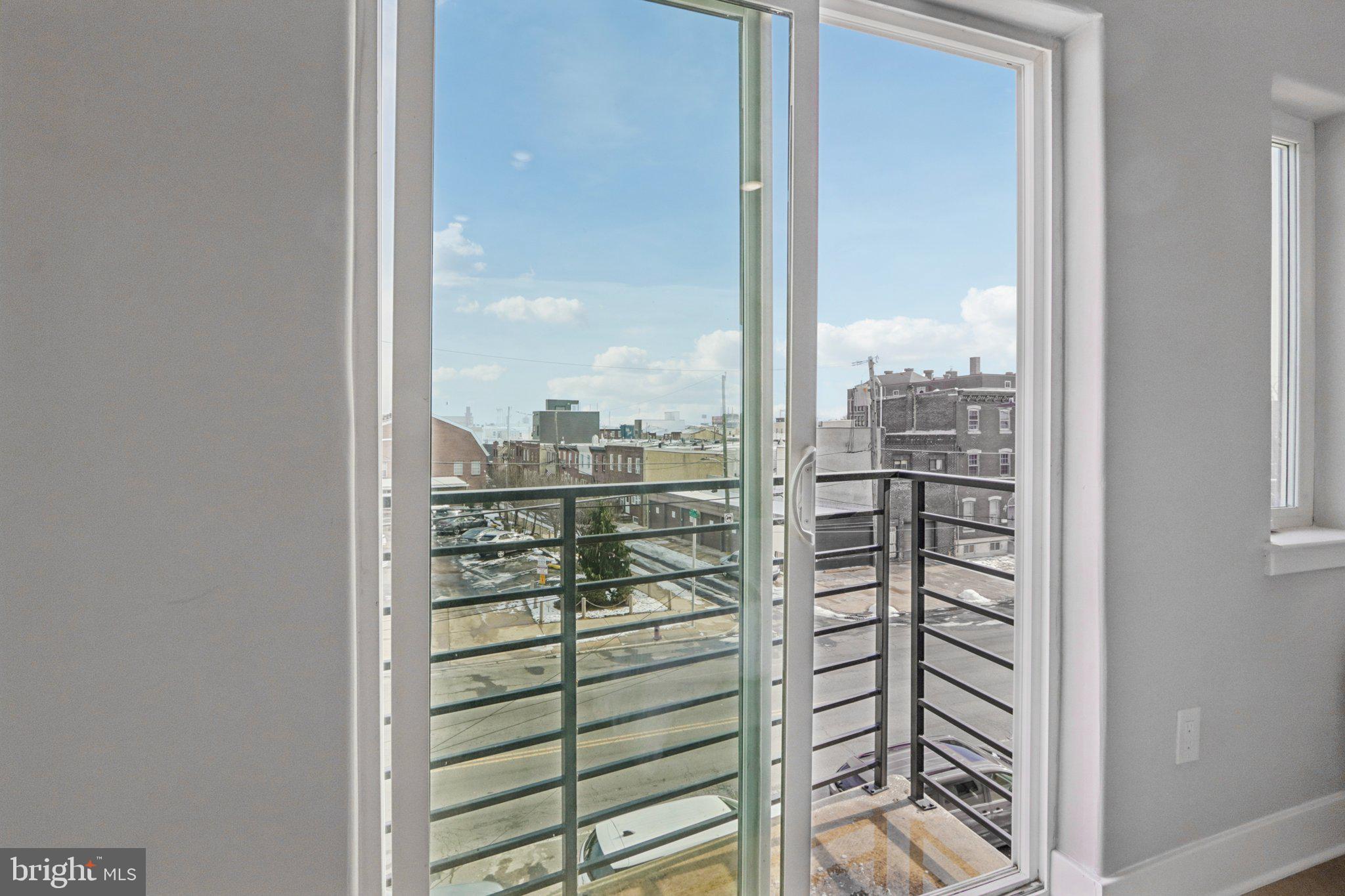 1814 E MOYAMENSING AVENUE B