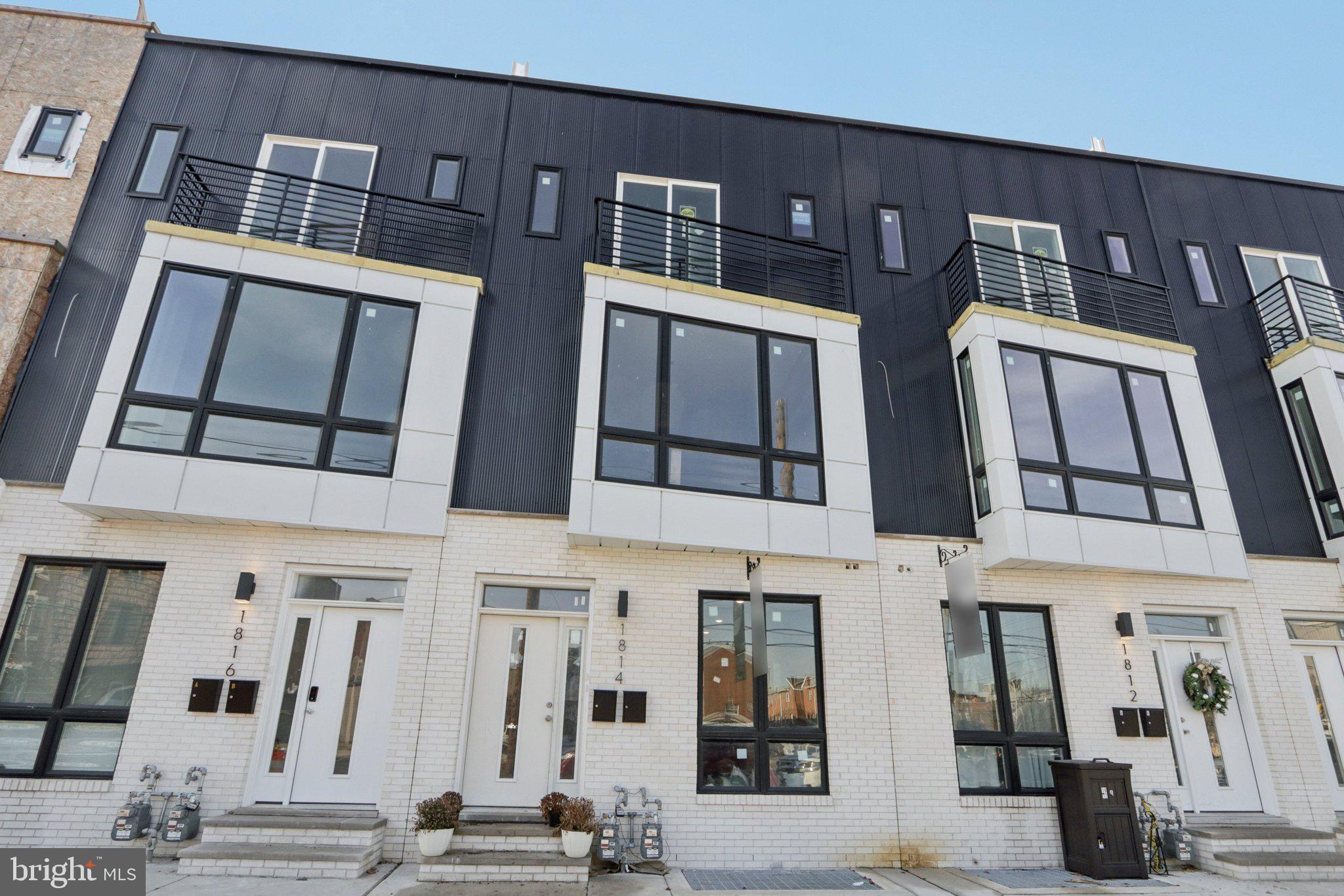 1814 E MOYAMENSING AVENUE B