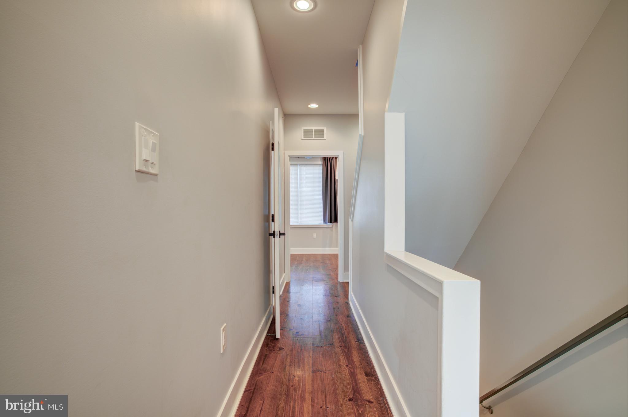 2526 E ALBERT STREET