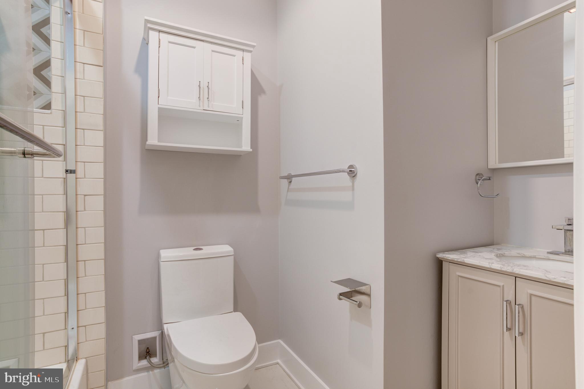 2526 E ALBERT STREET