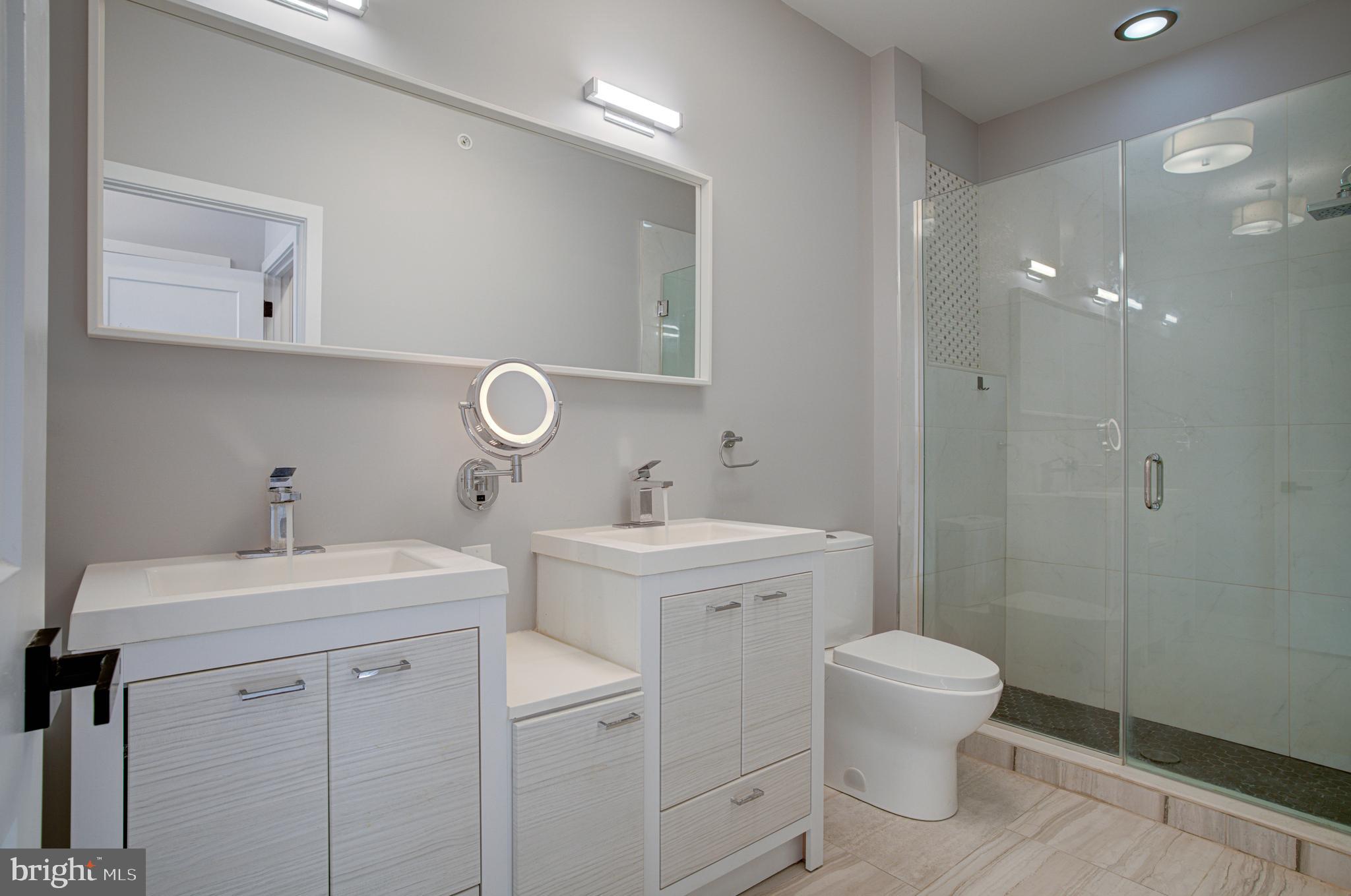 2526 E ALBERT STREET