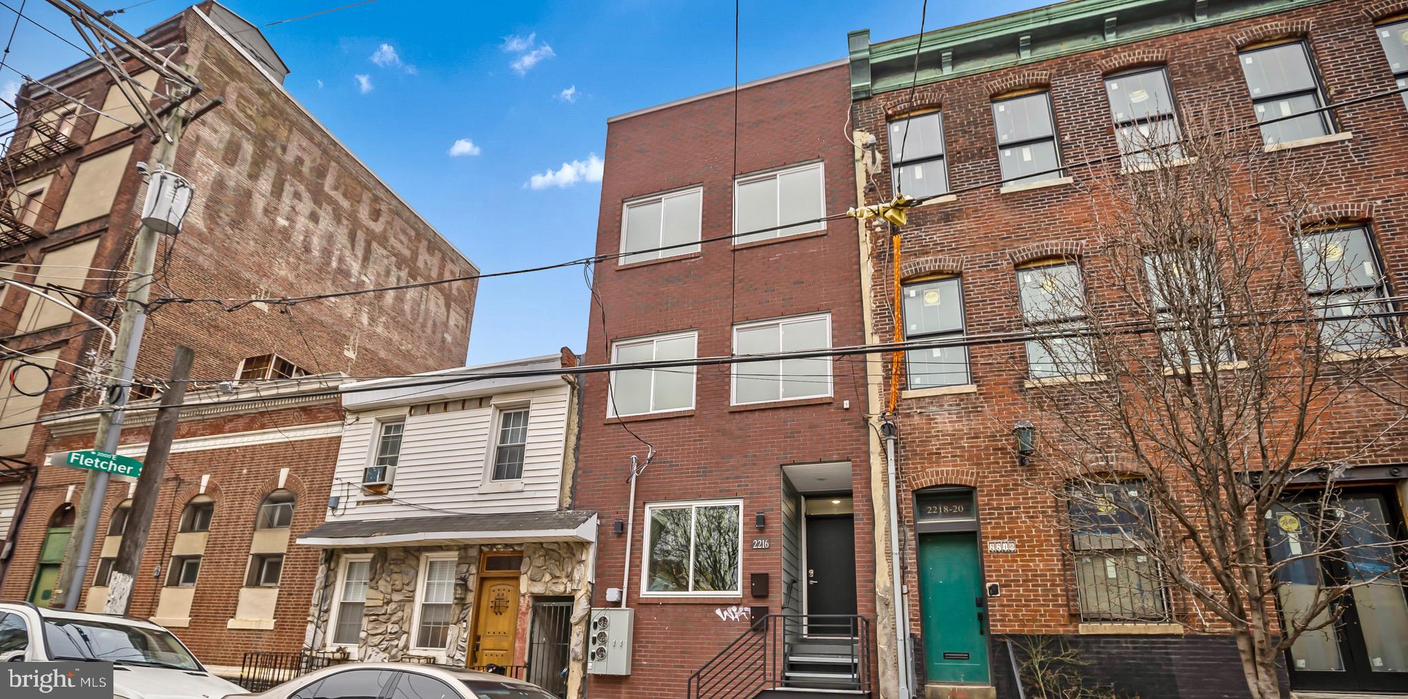2216 EMERALD STREET |UNIT B