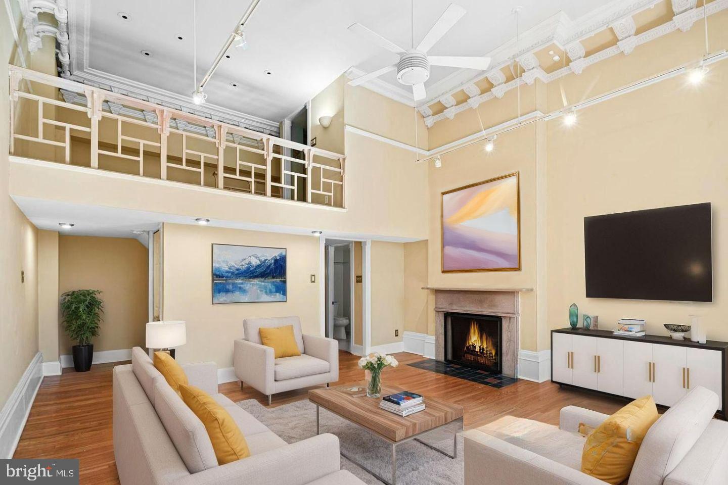 1008 SPRUCE STREET 20 1018 - 1M