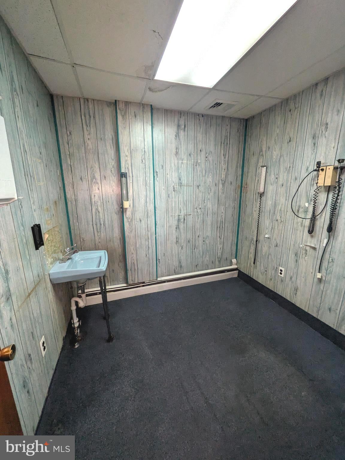 7620 OGONTZ AVENUE 24