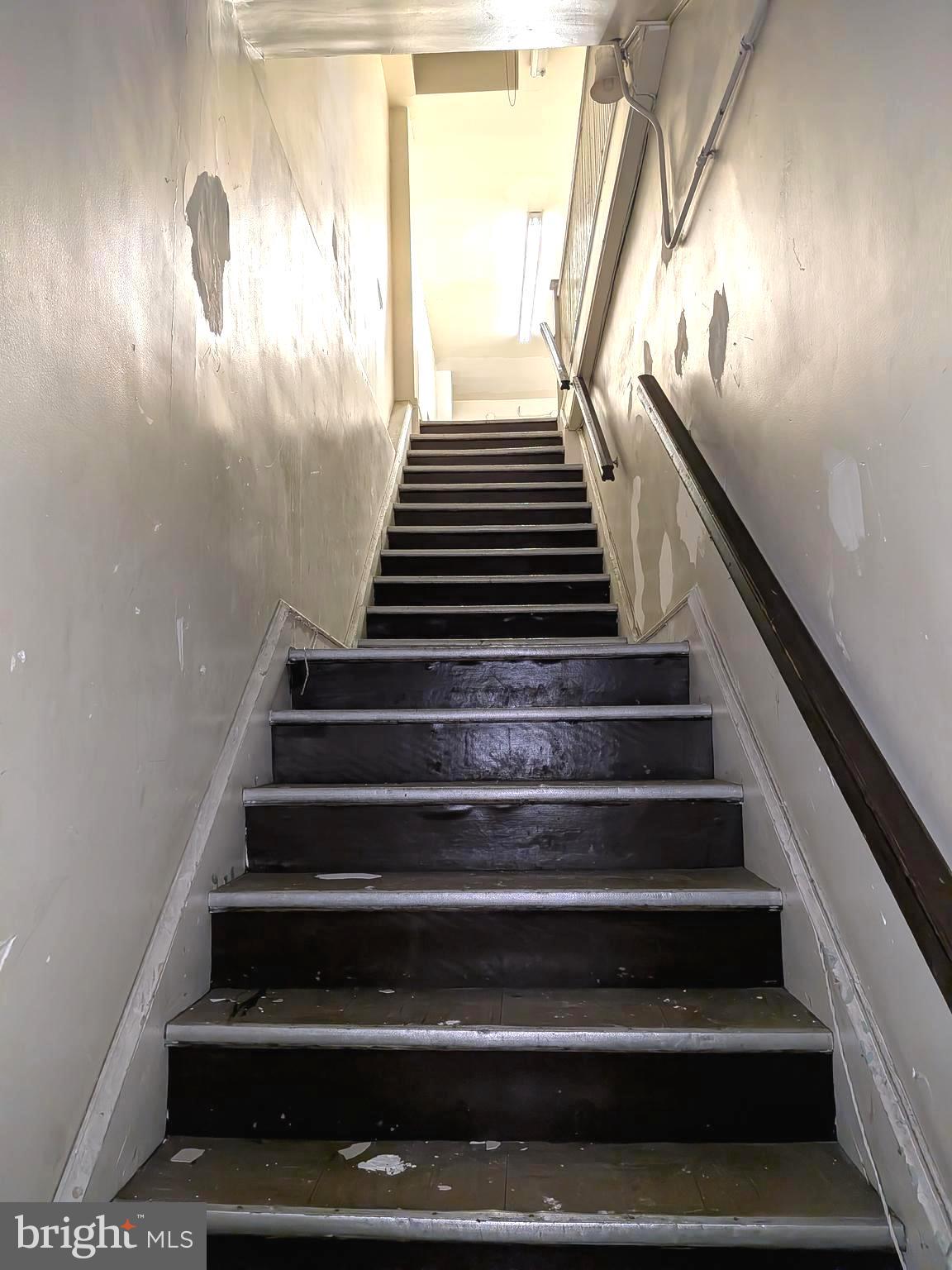 7620 OGONTZ AVENUE 24