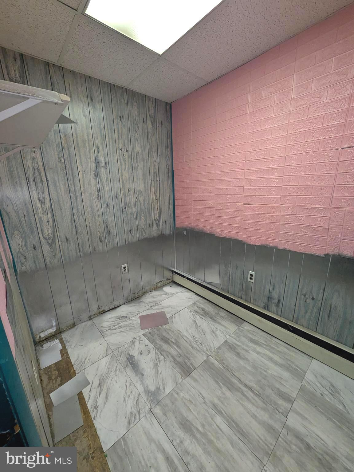 7620 OGONTZ AVENUE 24