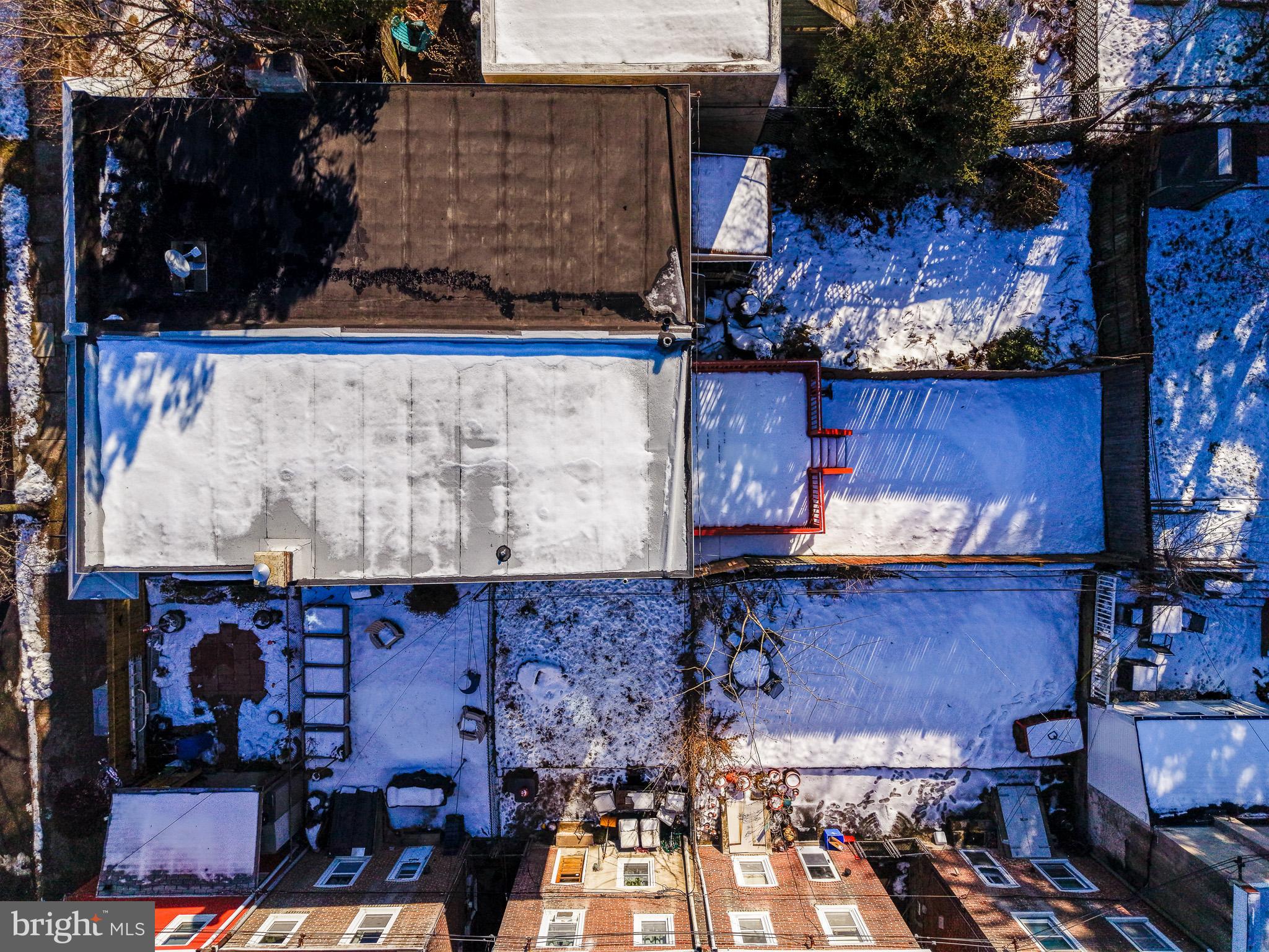 4004 MITCHELL STREET