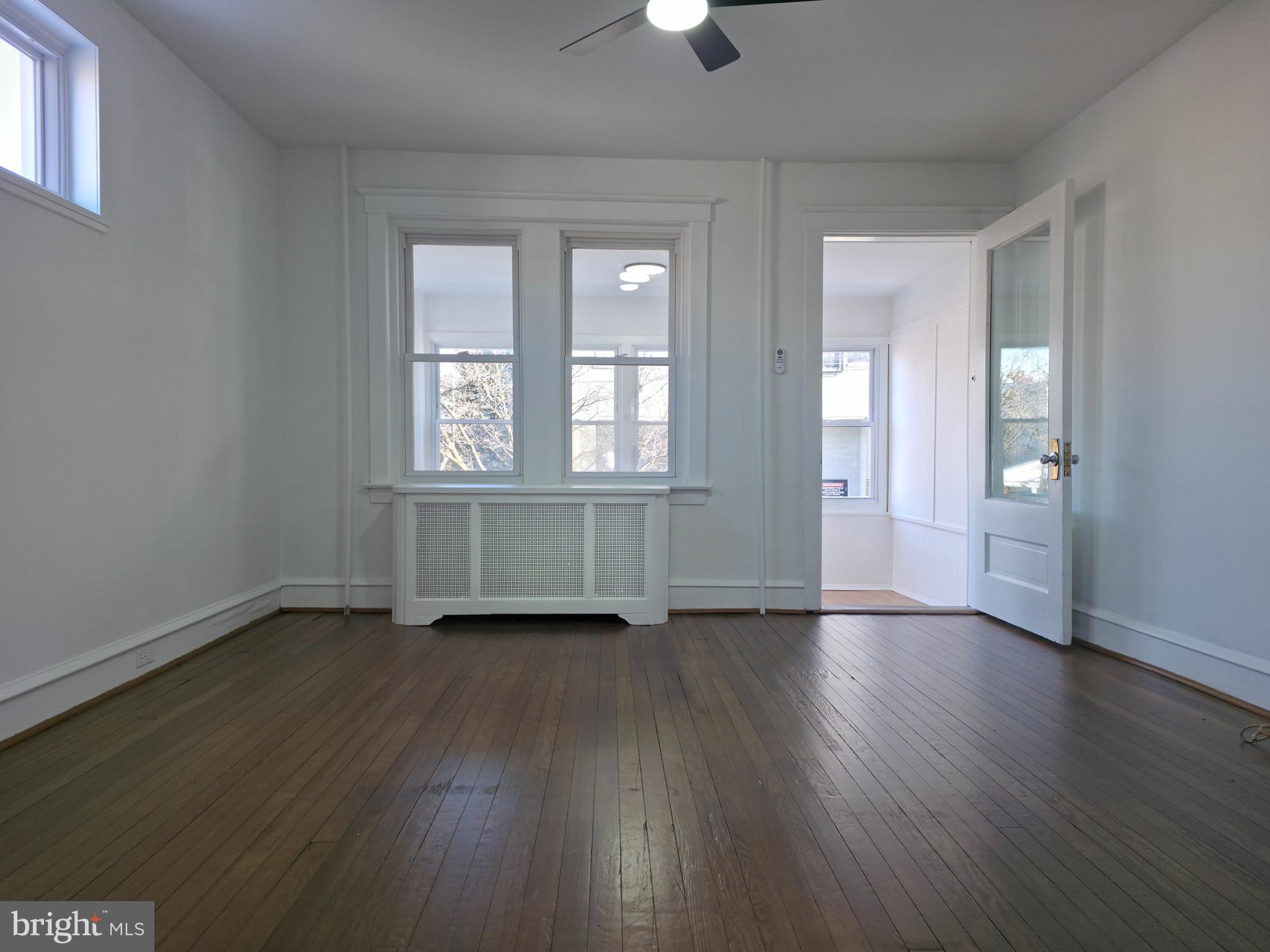 4004 MITCHELL STREET