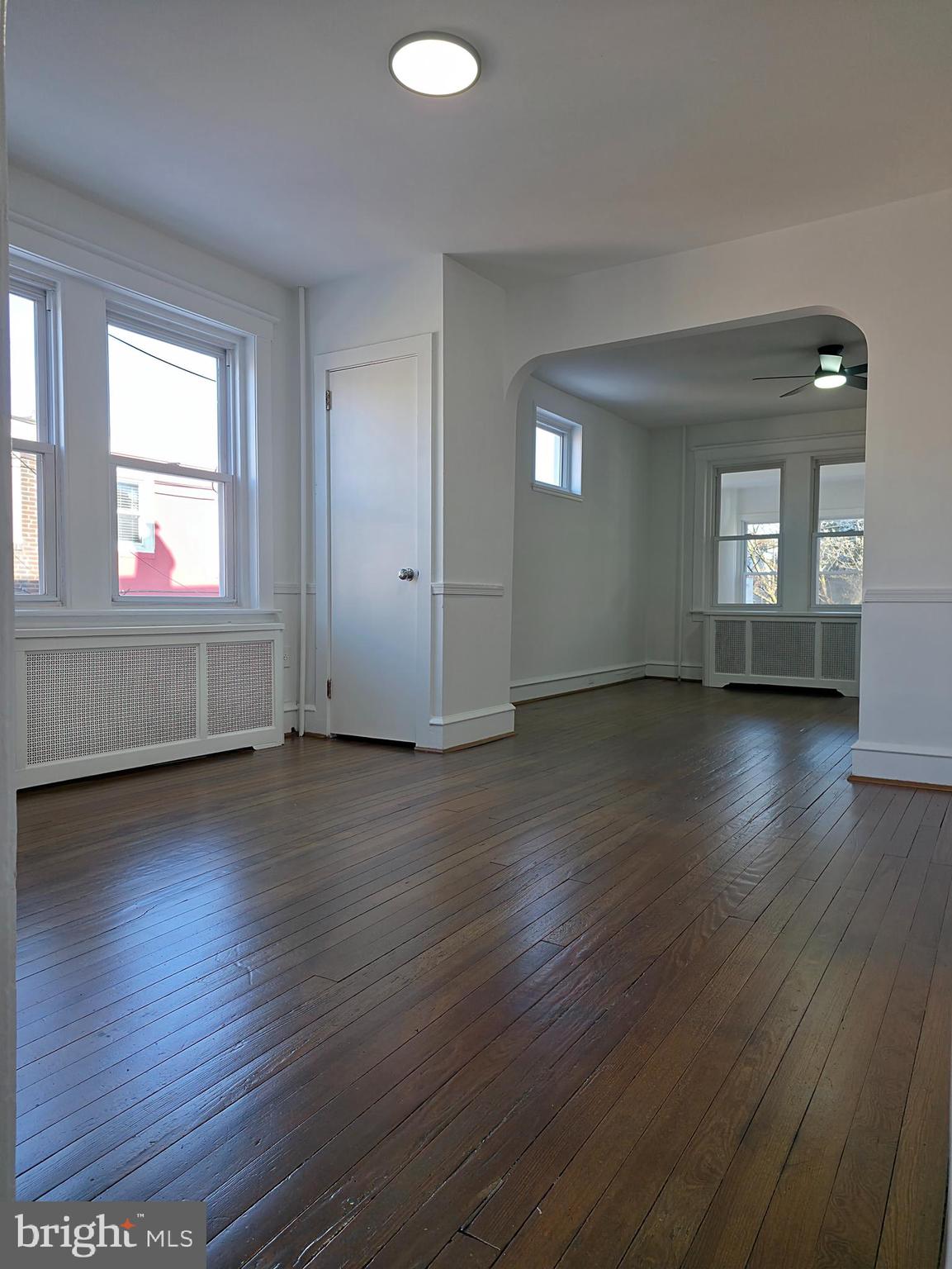 4004 MITCHELL STREET