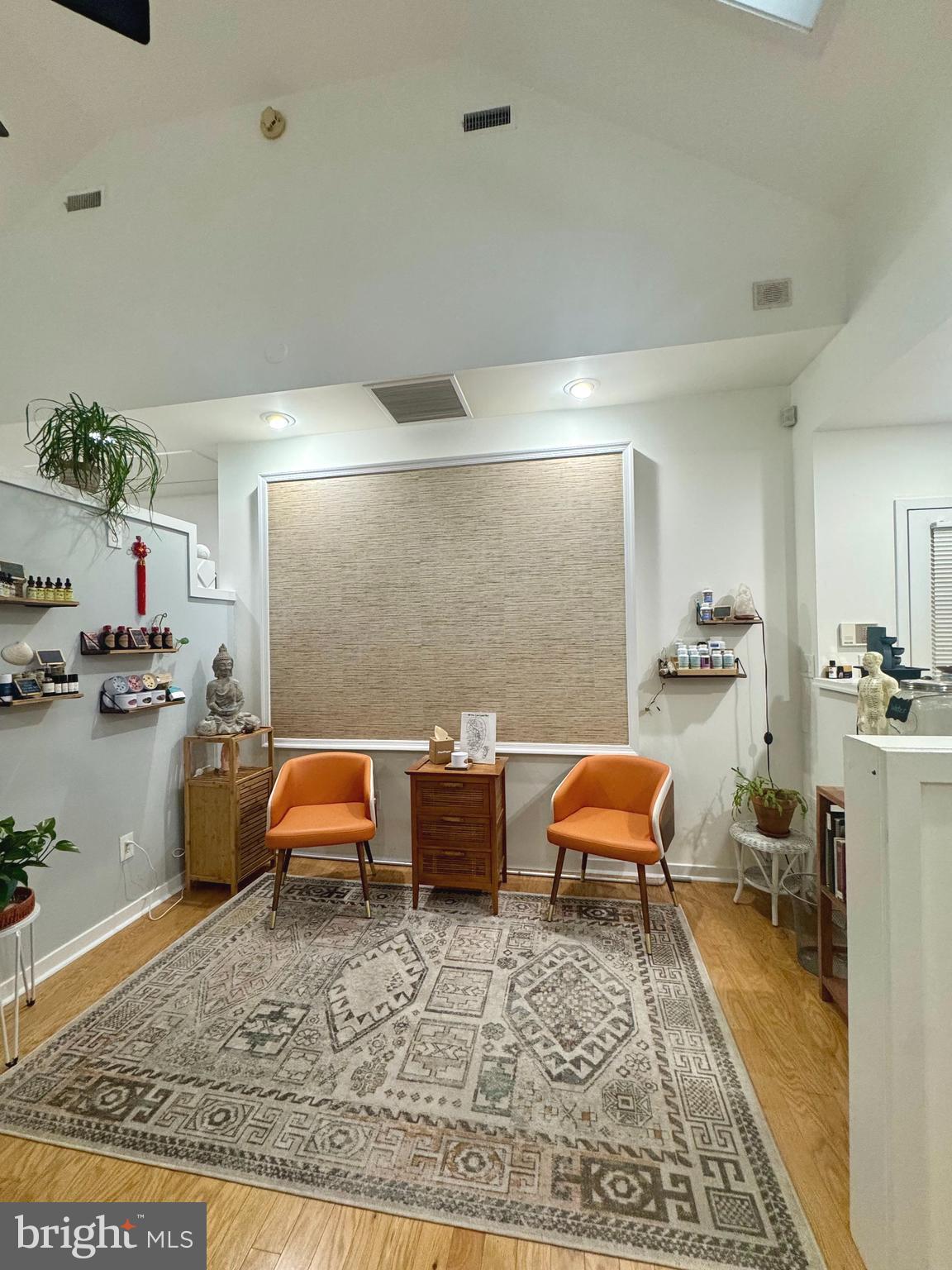 1534 PACKER AVENUE 200F