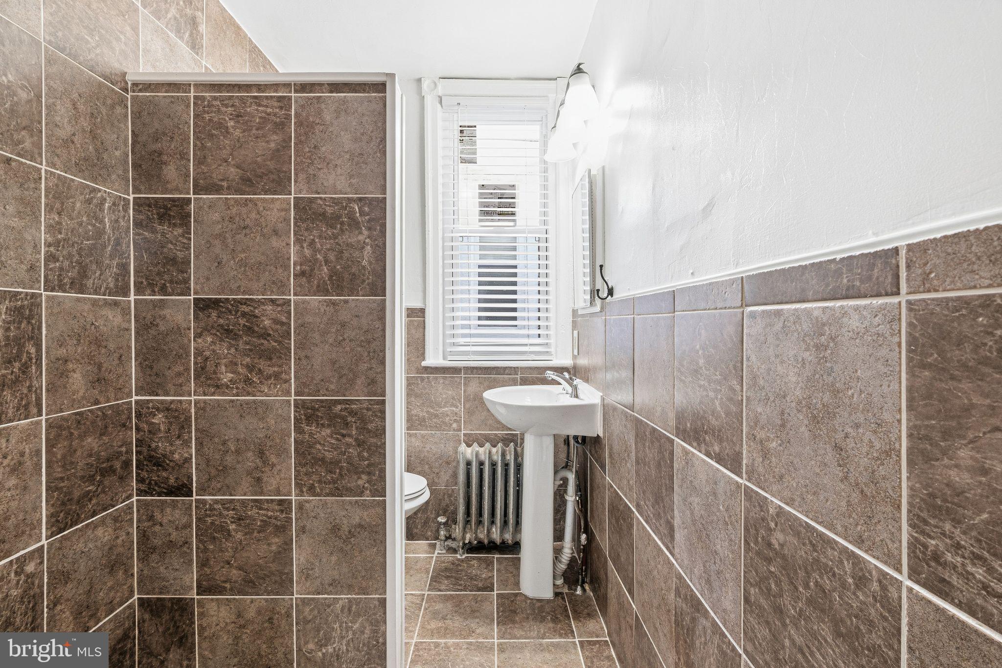 227 S FRAZIER STREET