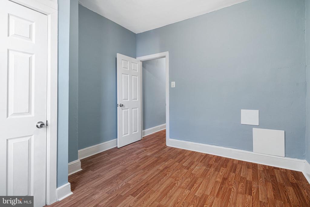 447 N WILTON STREET