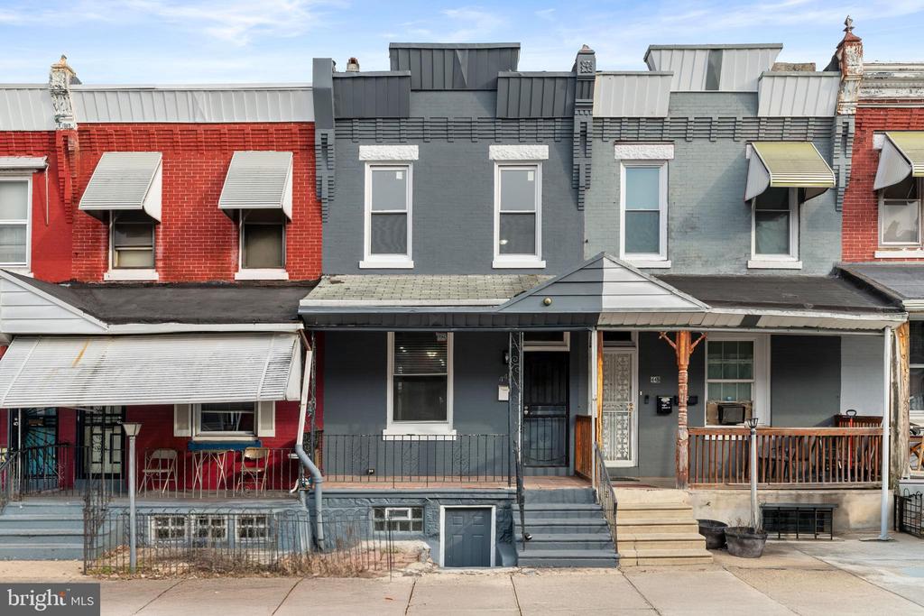 447 N WILTON STREET