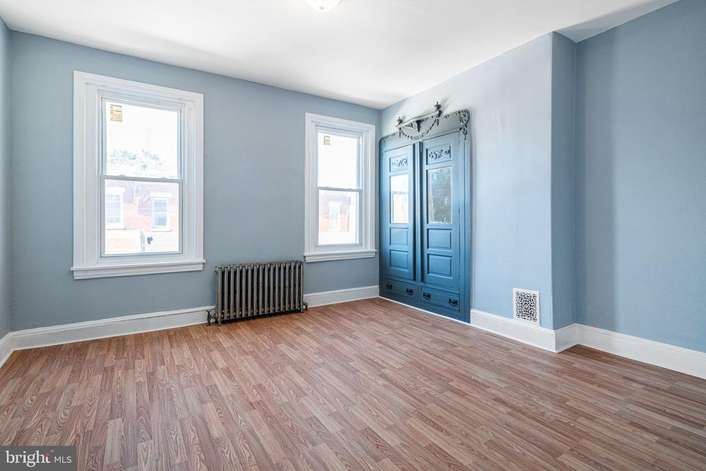 447 N WILTON STREET