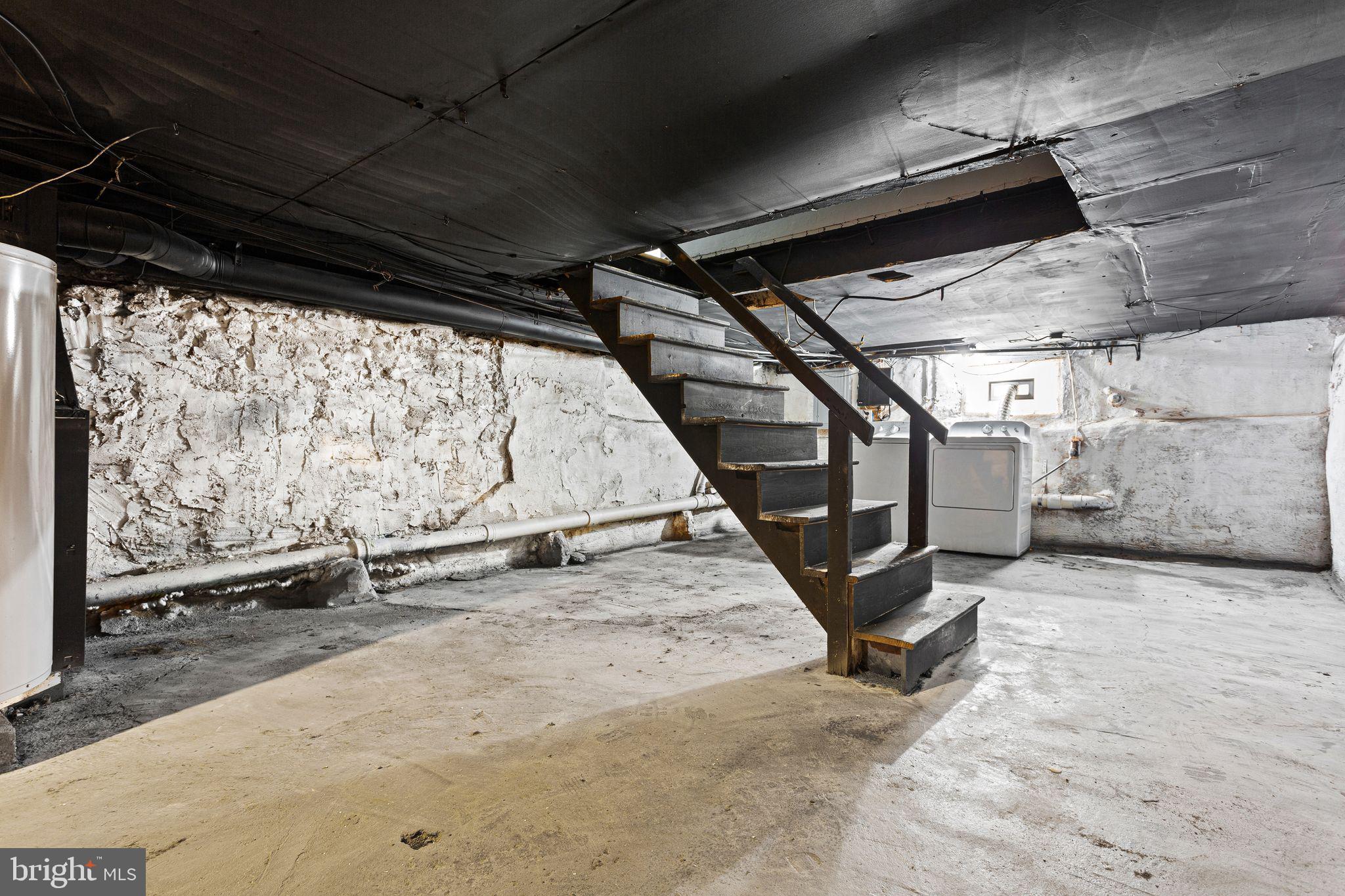 1218 S HANSON STREET