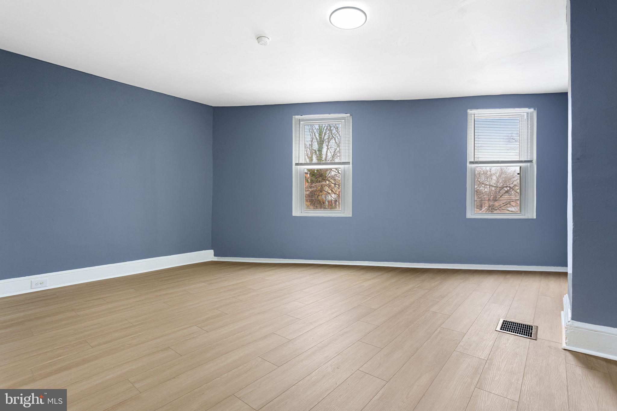 1218 S HANSON STREET