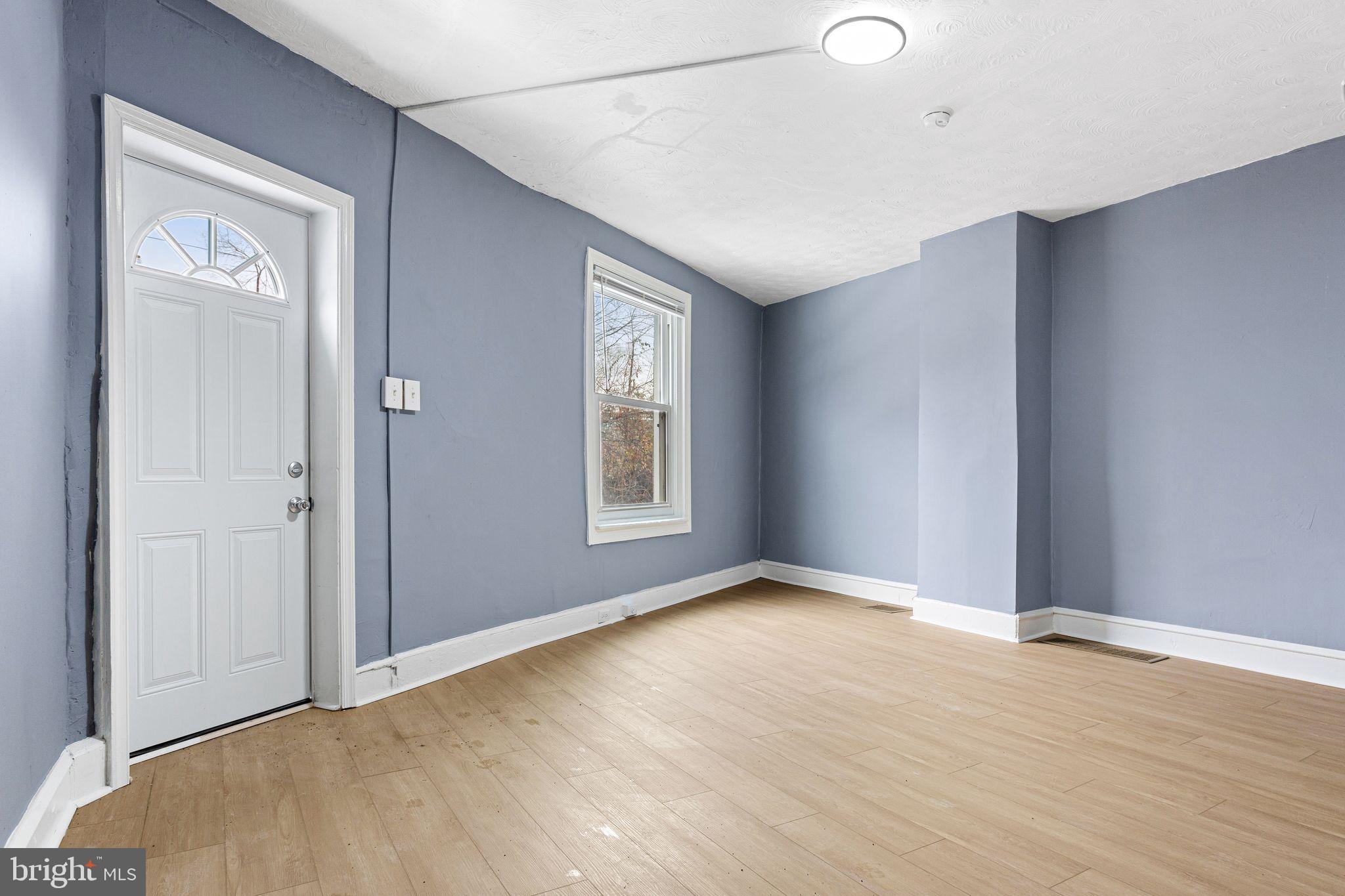 1218 S HANSON STREET