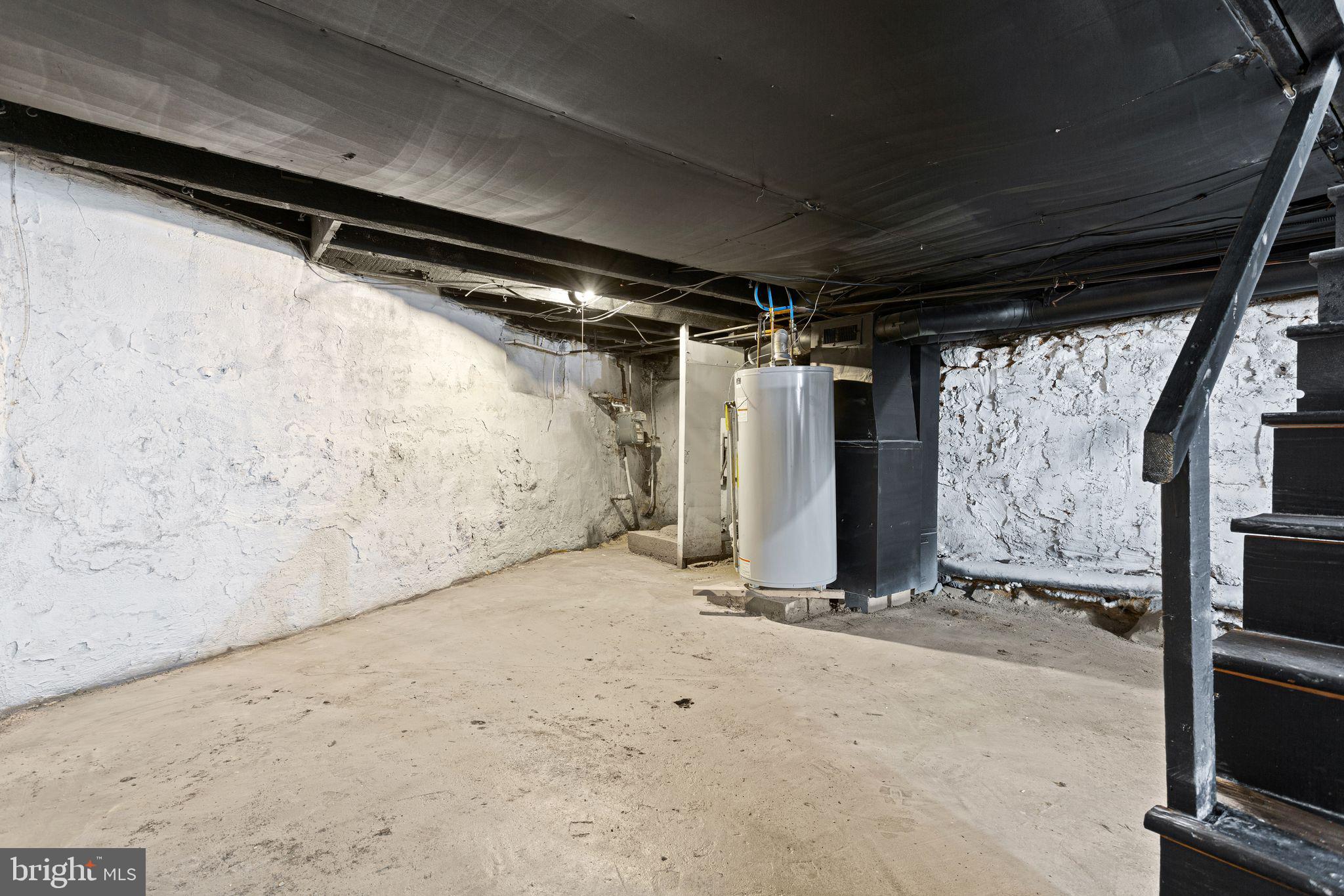 1218 S HANSON STREET