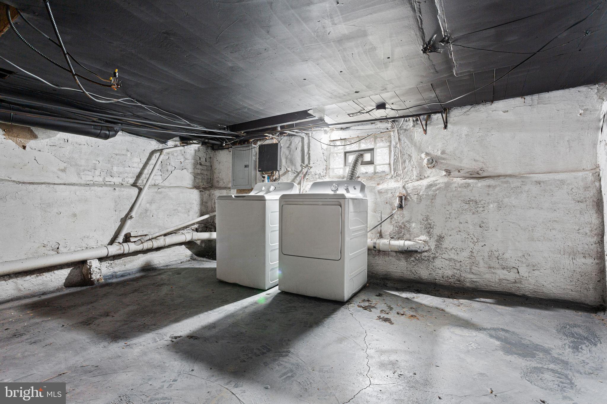 1218 S HANSON STREET