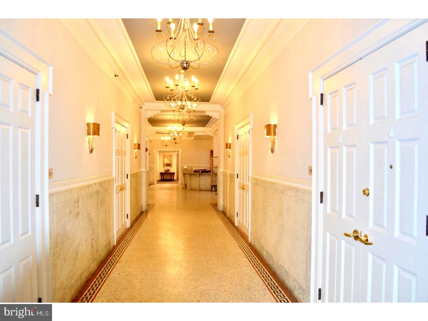 1811 CHESTNUT STREET UNIT 404