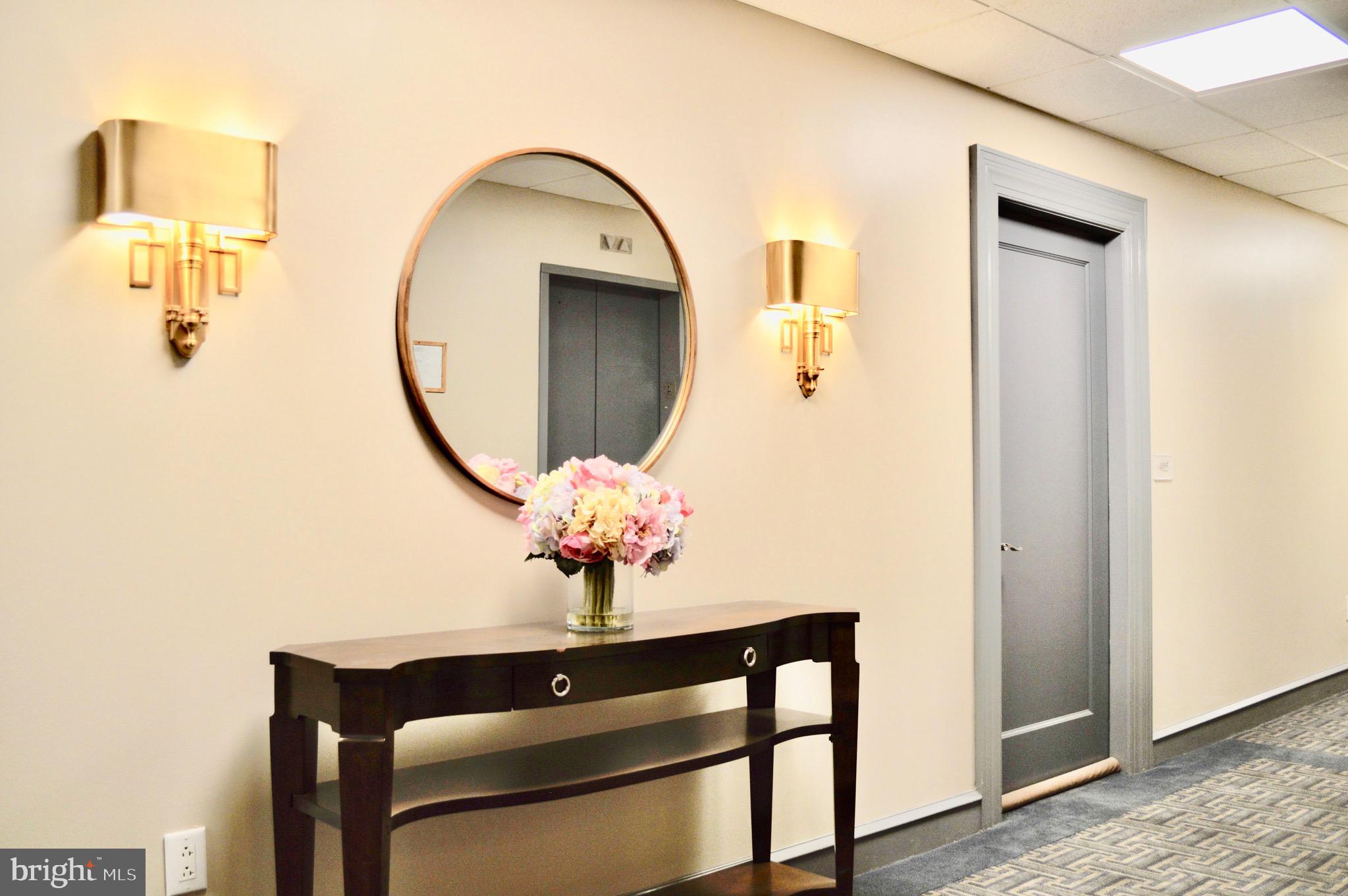 1811 CHESTNUT STREET UNIT 404