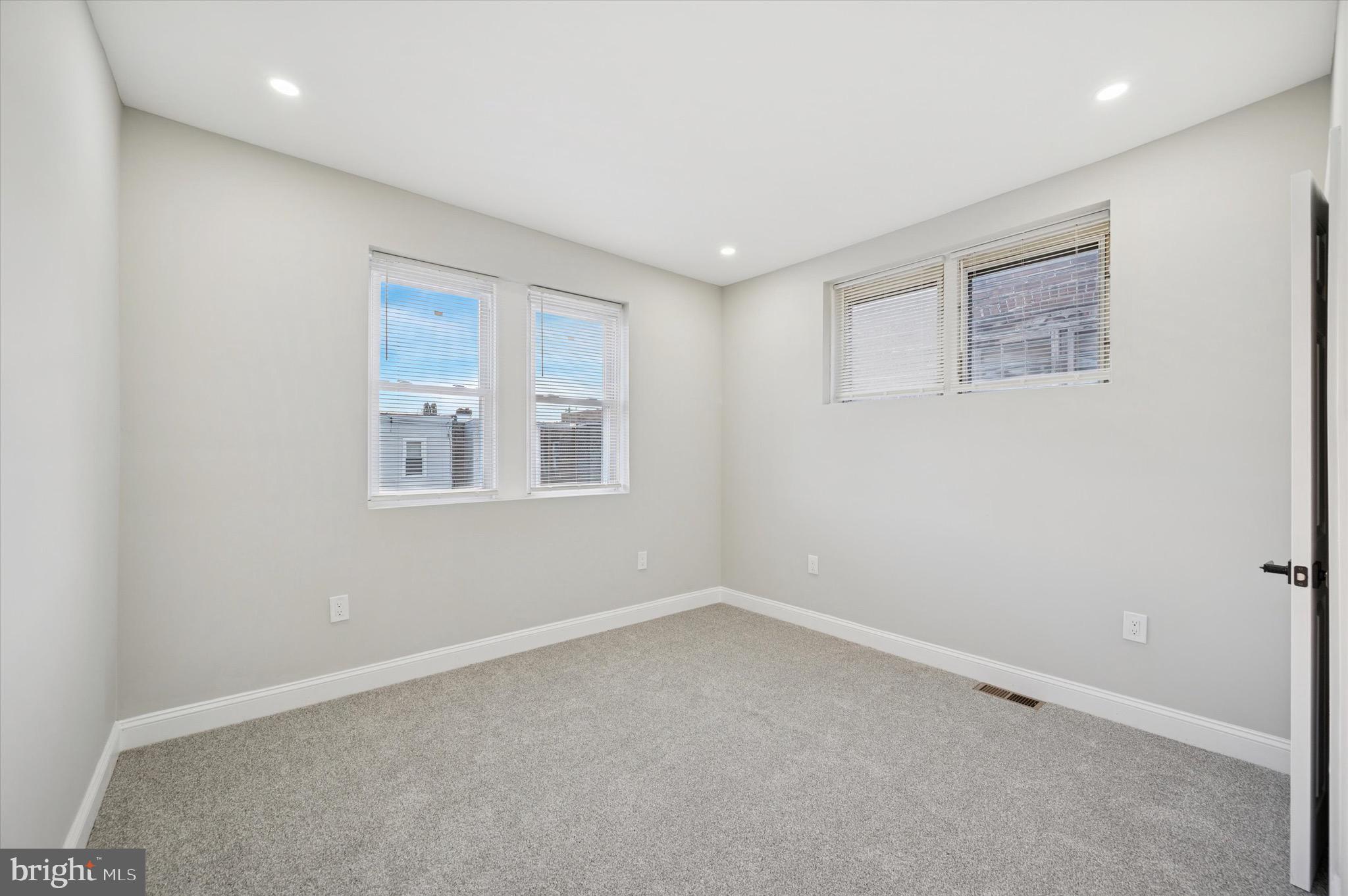 5722 FLORENCE AVENUE