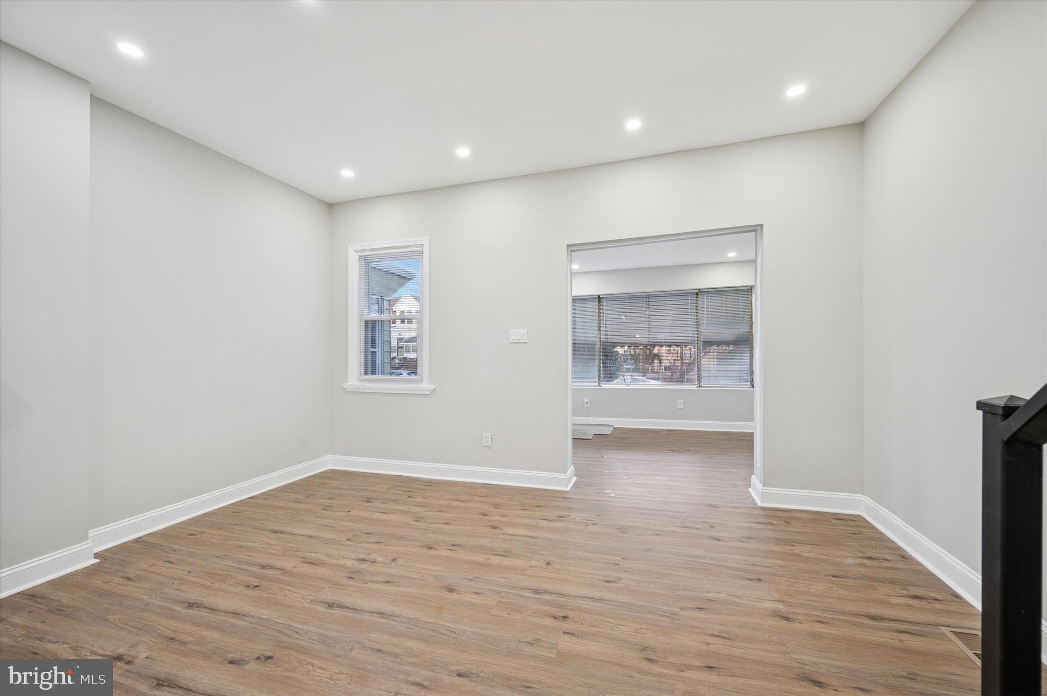 5722 FLORENCE AVENUE