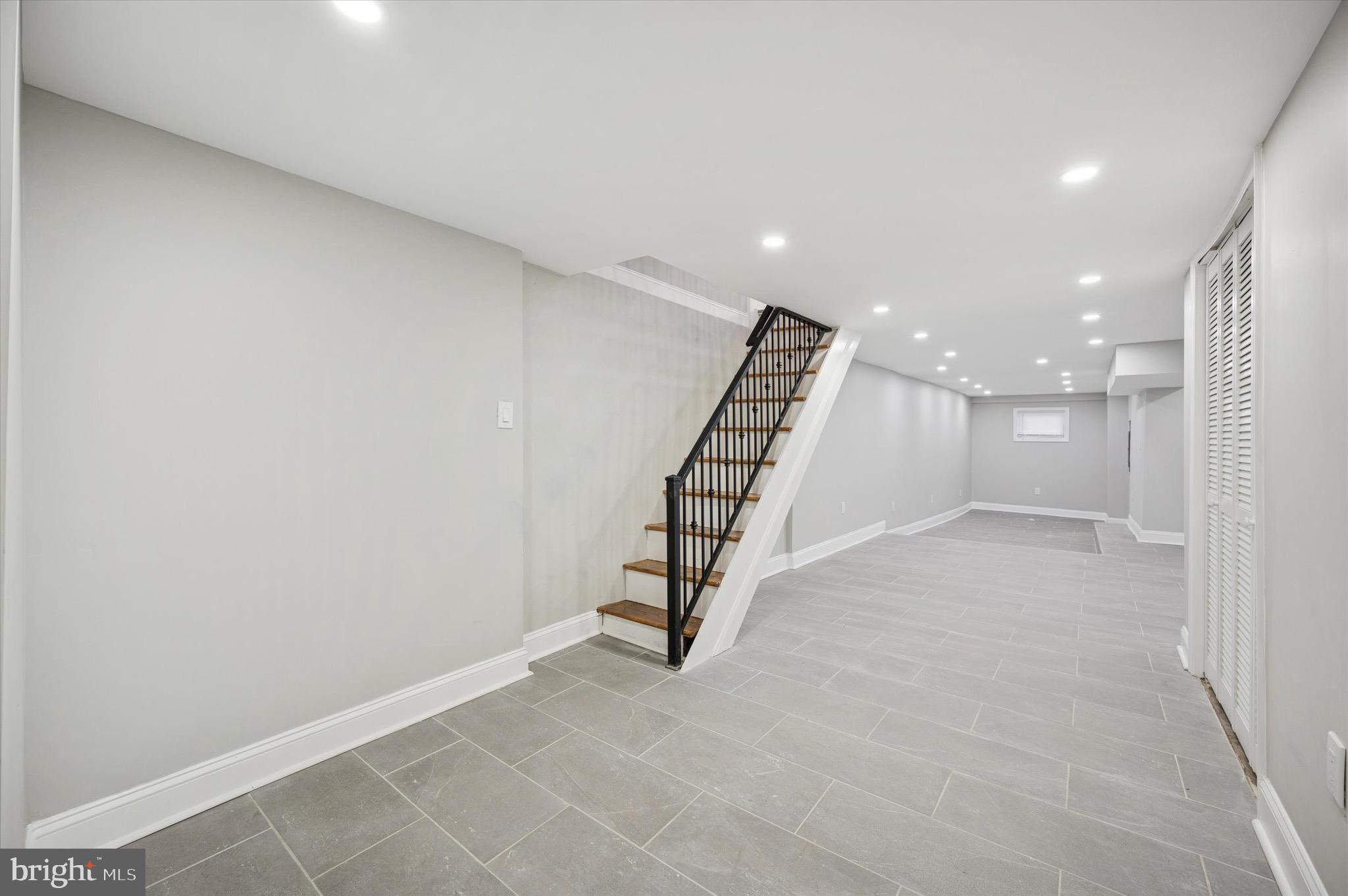 5722 FLORENCE AVENUE