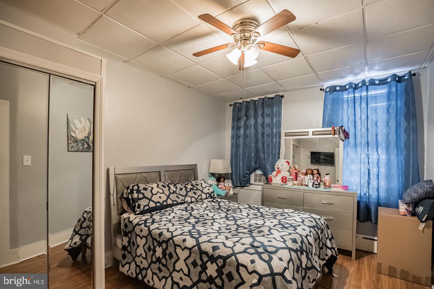 1925 E ALLEGHENY AVENUE