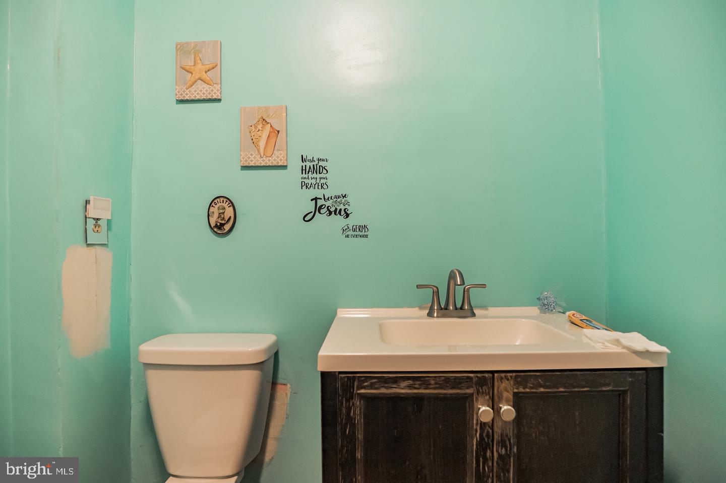 1925 E ALLEGHENY AVENUE