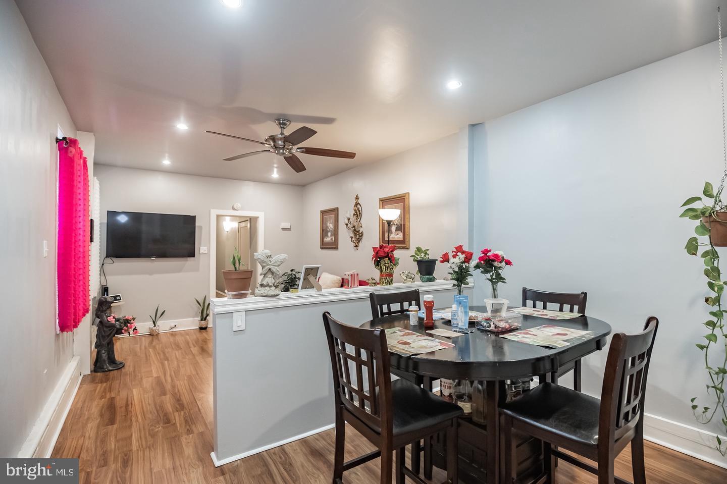 1925 E ALLEGHENY AVENUE