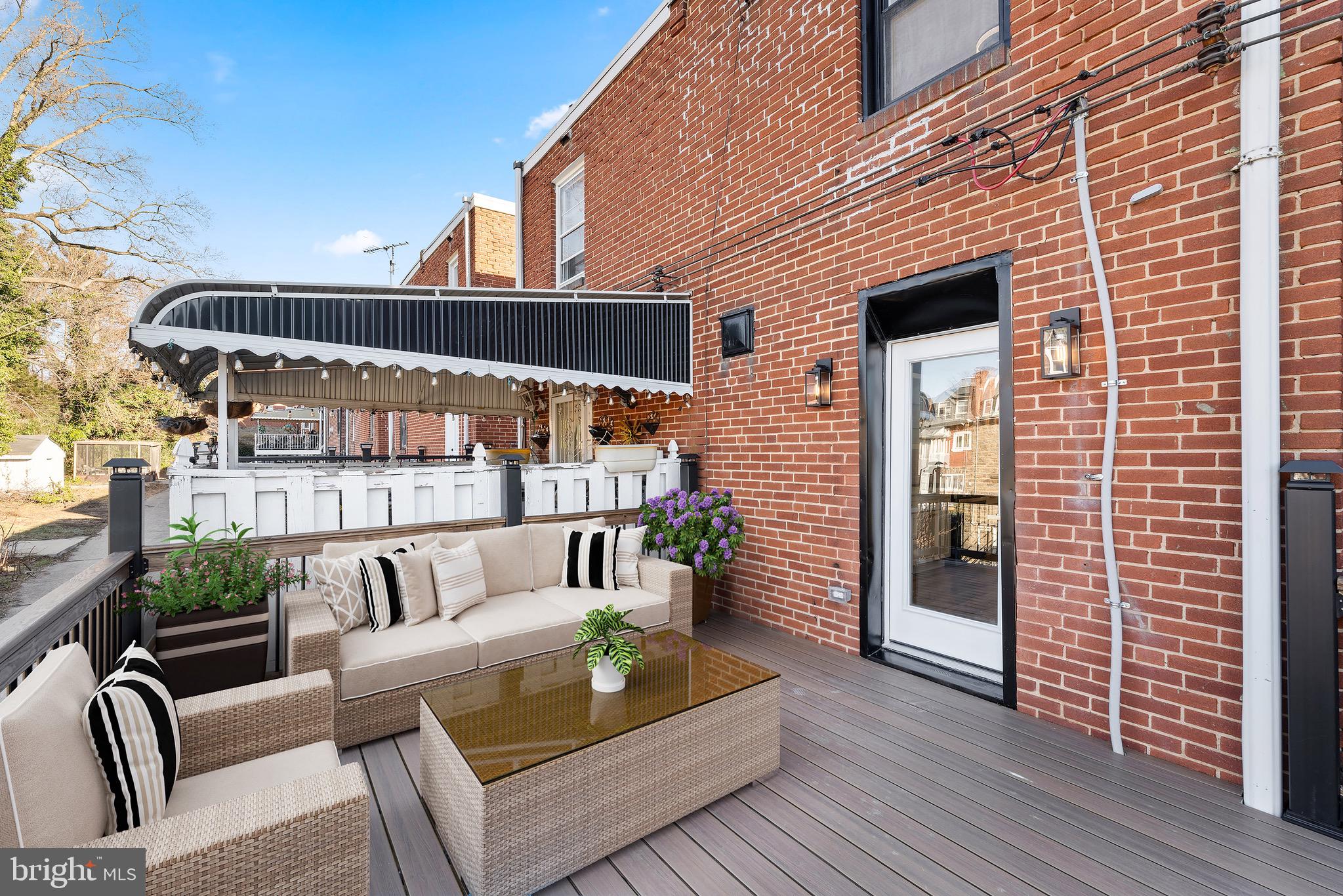 6027 WOODCREST AVENUE