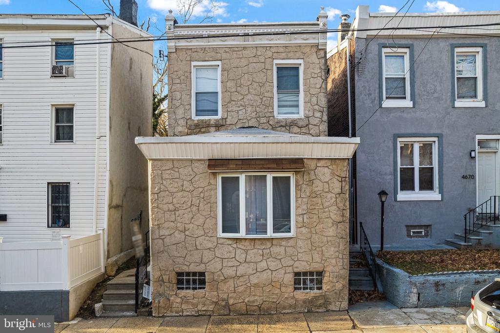 4668 MULBERRY STREET