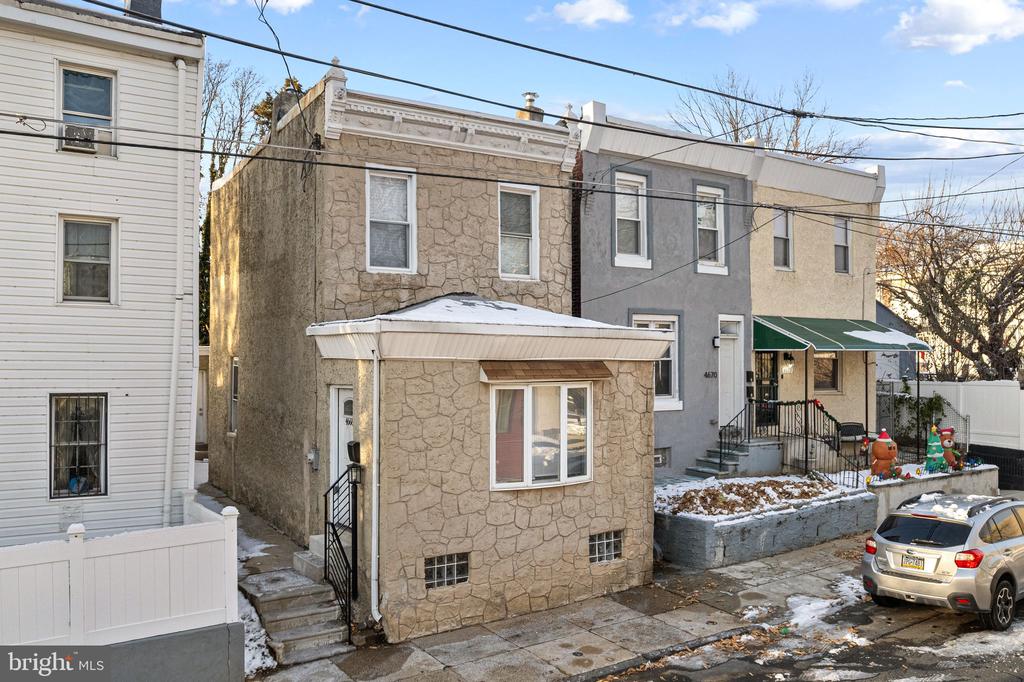 4668 MULBERRY STREET