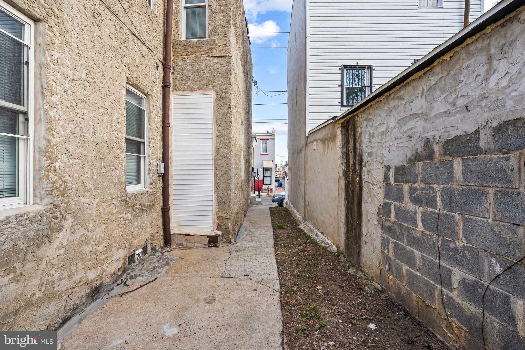 4668 MULBERRY STREET