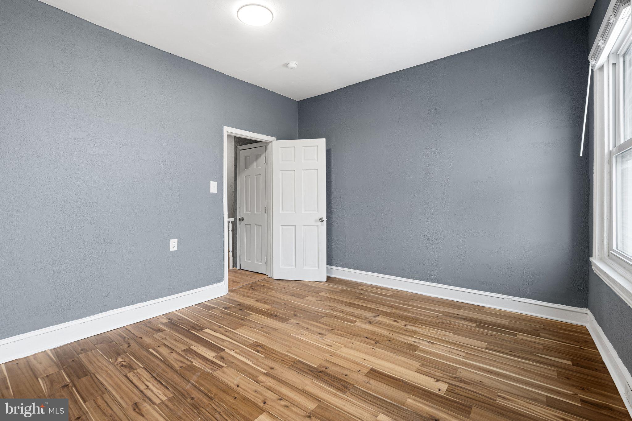 4668 MULBERRY STREET