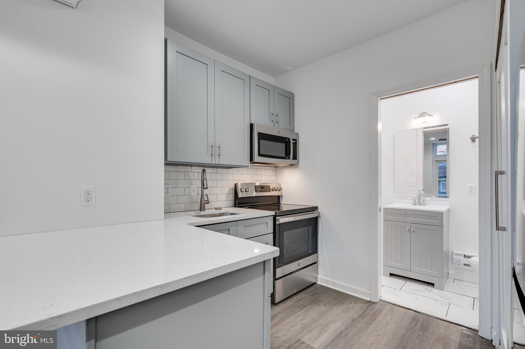 4216 WESTMINSTER AVENUE