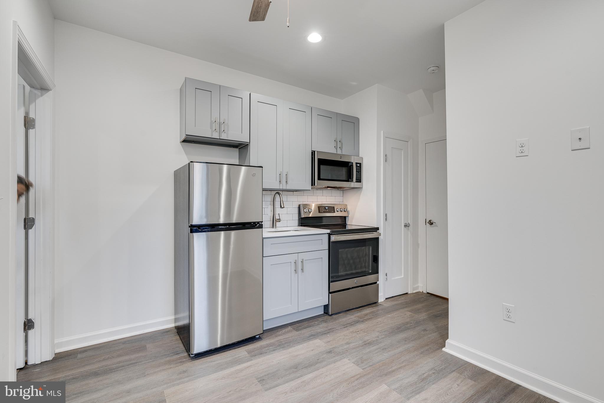 4216 WESTMINSTER AVENUE