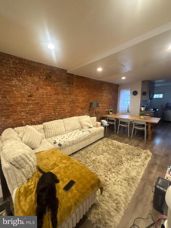 2627 N 18TH STREET