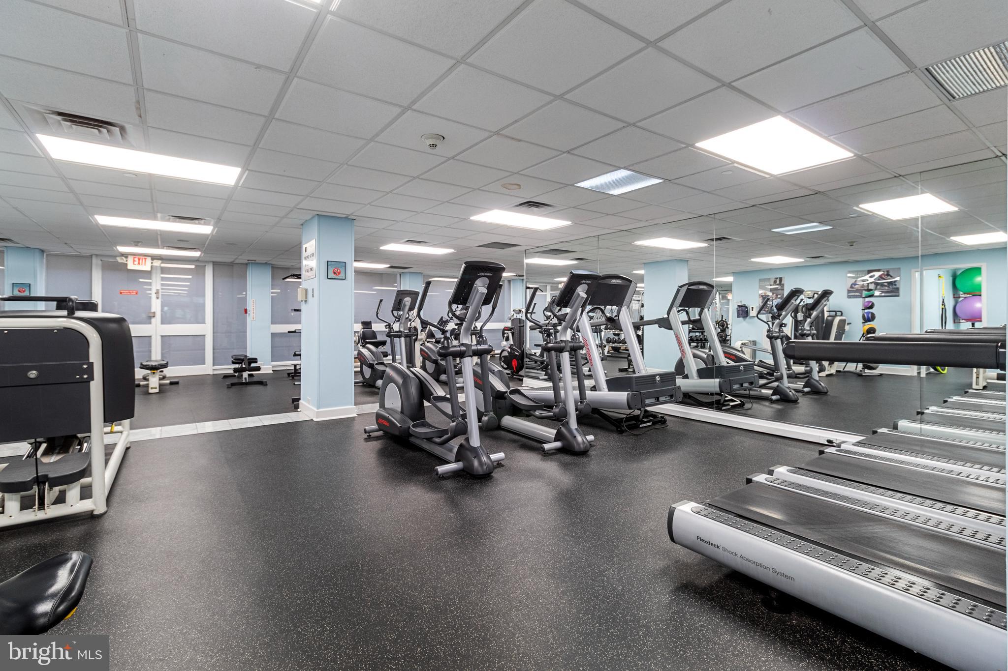 2001 HAMILTON STREET 1622