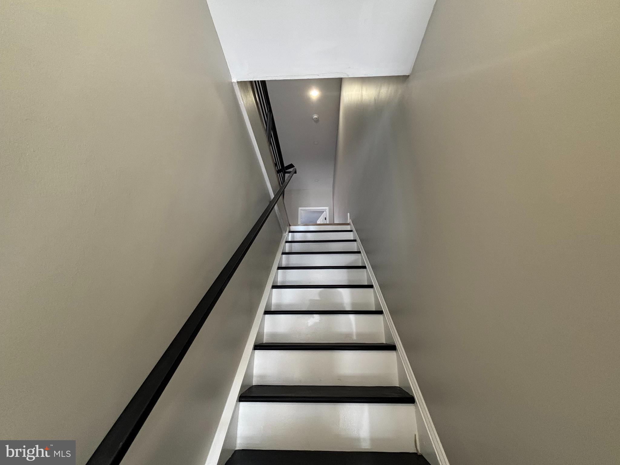 1451 W LOUDON STREET 2