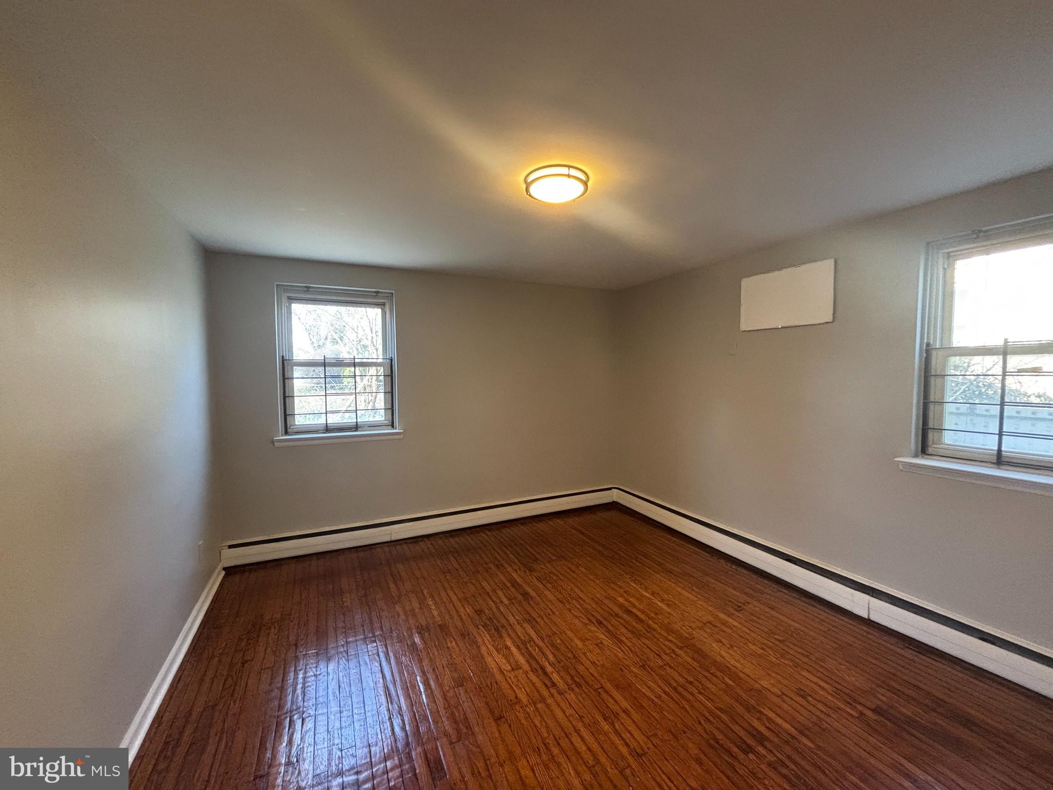 1201 W CHELTEN AVENUE